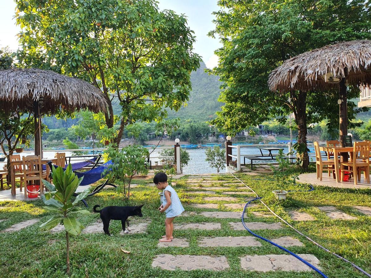 Carambola Bungalow Phong Nha Buitenkant foto