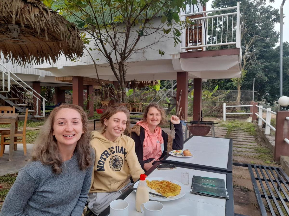 Carambola Bungalow Phong Nha Buitenkant foto